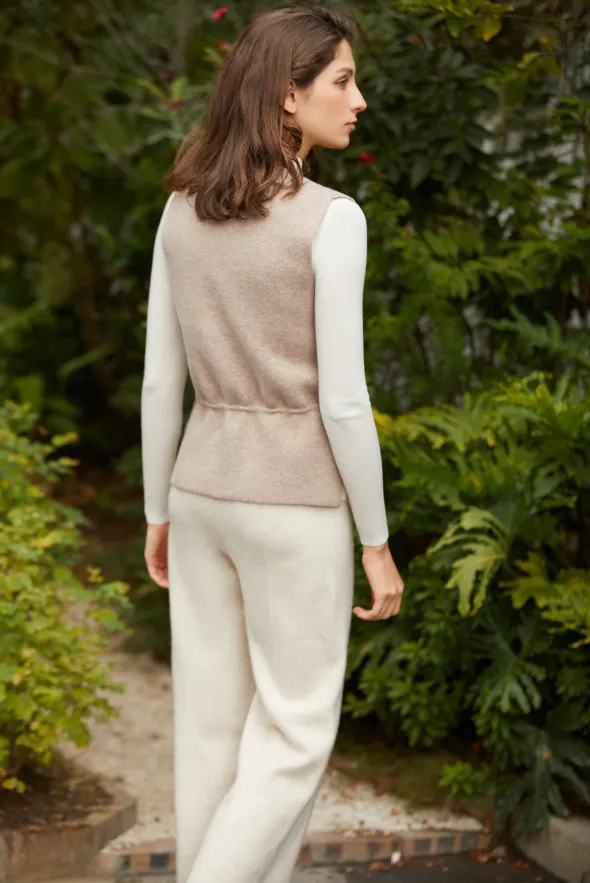 Fitted Mock-Neck Sweater (White Worsted Cashmere Staple)